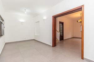 Image 3 - 923965