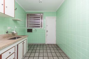 Image 21 - 923965