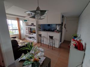 Image 1 - 923967
