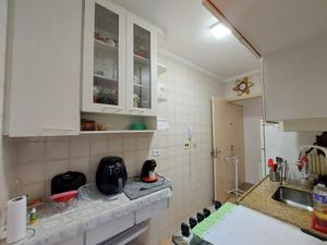Image 13 - 923972