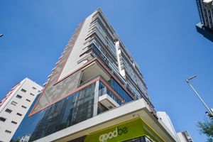 Image 32 - 923976