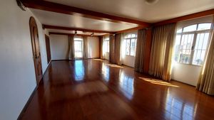 Image 3 - 923978
