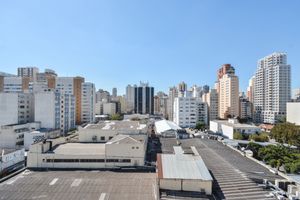 Image 11 - 923983