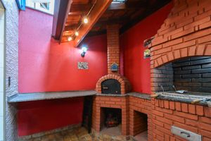 Image 24 - 923984