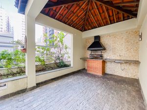 Image 39 - 923987