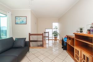 Image 22 - 923987