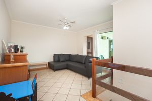 Image 21 - 923987