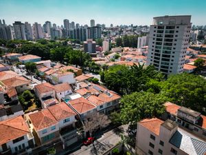 Image 23 - 923990