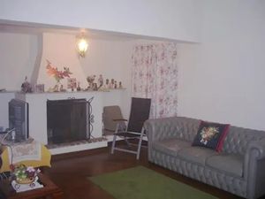 Image 3 - 923995