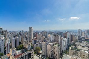 Image 28 - 923997