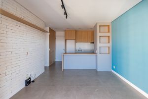 Image 3 - 923998