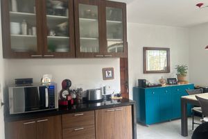 Image 14 - 924003