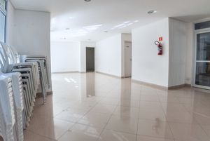 Image 33 - 924007