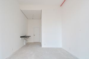 Image 4 - 924008