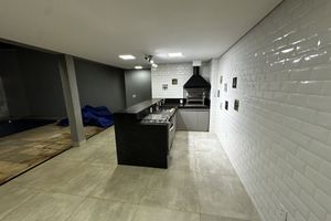 Image 5 - 924012