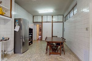 Image 27 - 924013