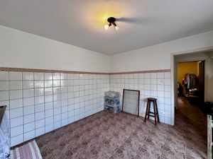 Image 60 - 924014