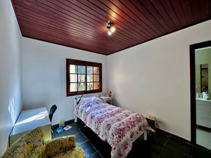 Image 31 - 924014