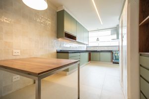 Image 32 - 924016