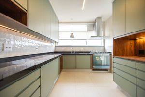 Image 34 - 924016