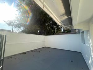 Image 3 - 924020