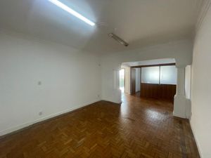 Image 7 - 924020