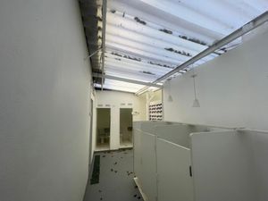 Image 25 - 924020