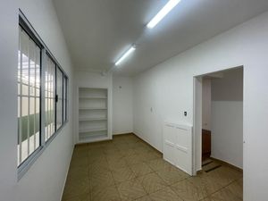 Image 13 - 924020