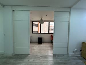 Image 3 - 924023