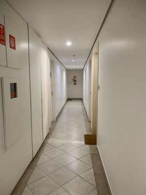 Image 23 - 924023