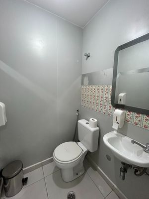 Image 19 - 924023