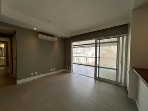 Image 1 - 924031