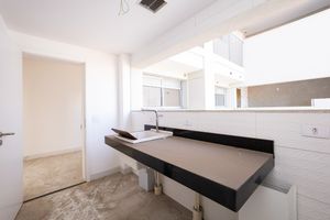Image 35 - 924036
