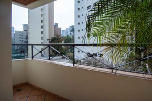 Image 1 - 924037