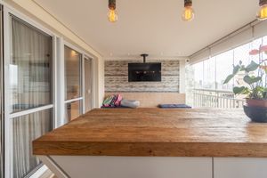 Image 17 - 924042