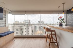 Image 18 - 924042