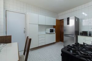 Image 6 - 924048