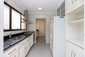 Image 23 - 924051