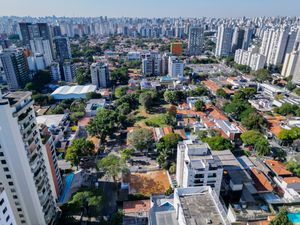 Image 27 - 924055