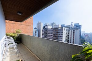 Image 20 - 924055
