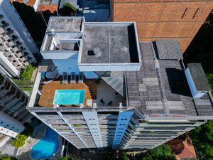 Image 24 - 924055