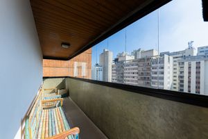 Image 16 - 924055