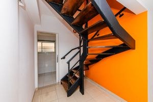 Image 33 - 924069