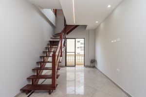 Image 3 - 924080