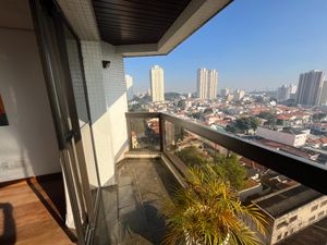 Image 8 - 924082