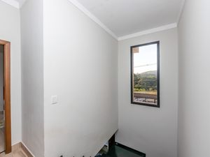 Image 24 - 924086