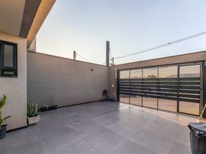 Image 3 - 924086