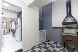 Image 10 - 924088