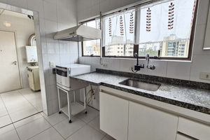 Image 33 - 924097