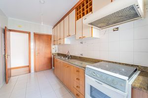 Image 33 - 924099